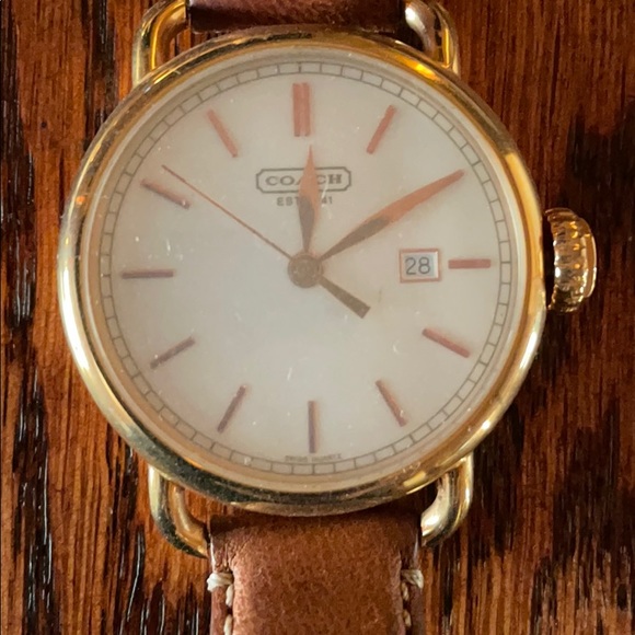 Men’s Watch - Picture 2 of 3